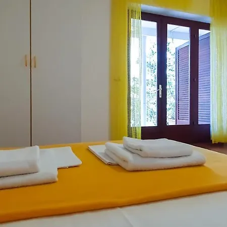 Apartment Buco Starigrad Paklenica Exterior photo